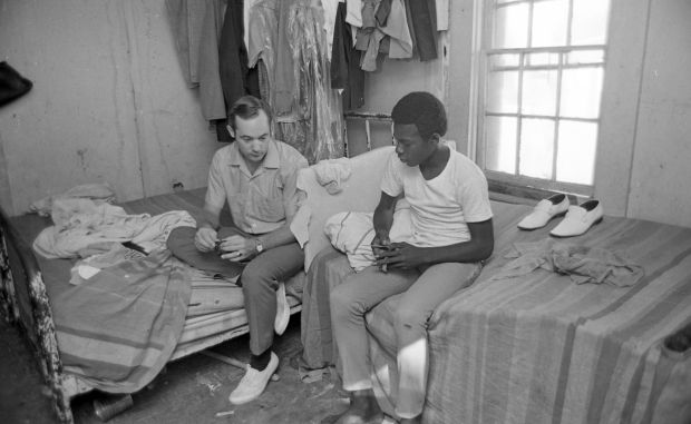 ÃÛèÖÖ±²¥ Citizen poverty series in 1968-69